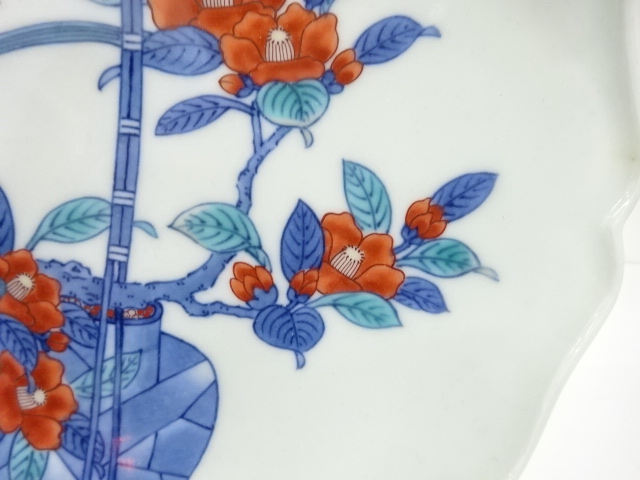  有田焼　今泉今右衛門造　色鍋島　篭花絵　額皿